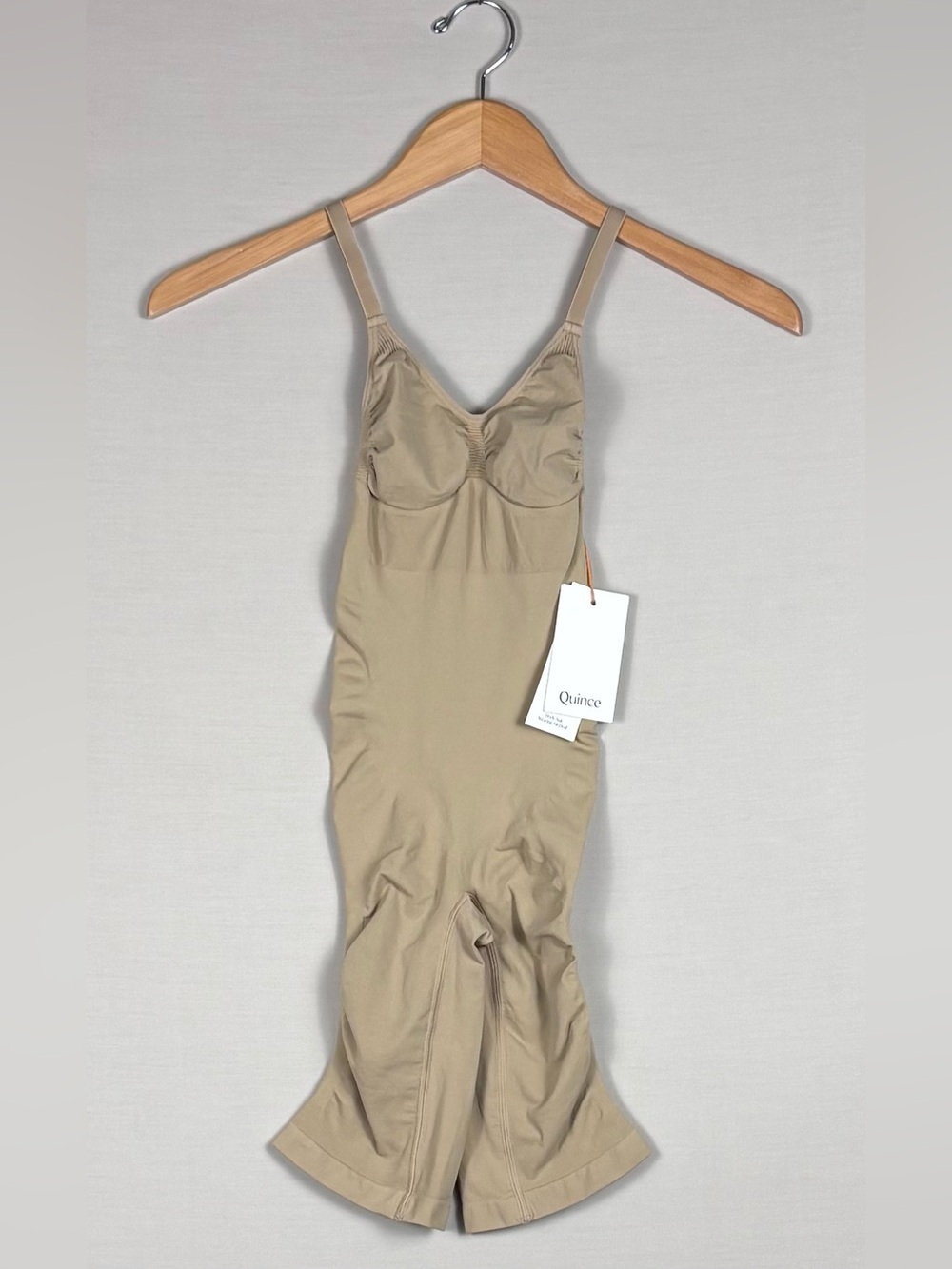 Quince NWT Seamless Shapewear Bodysuit Mid Thigh Nude Sculpting Size S